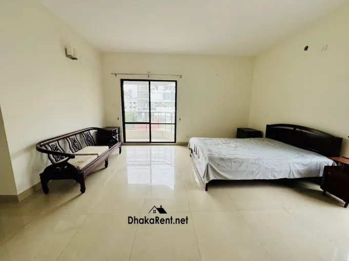 Beautiful 3-bedroom apartment for Family of 4