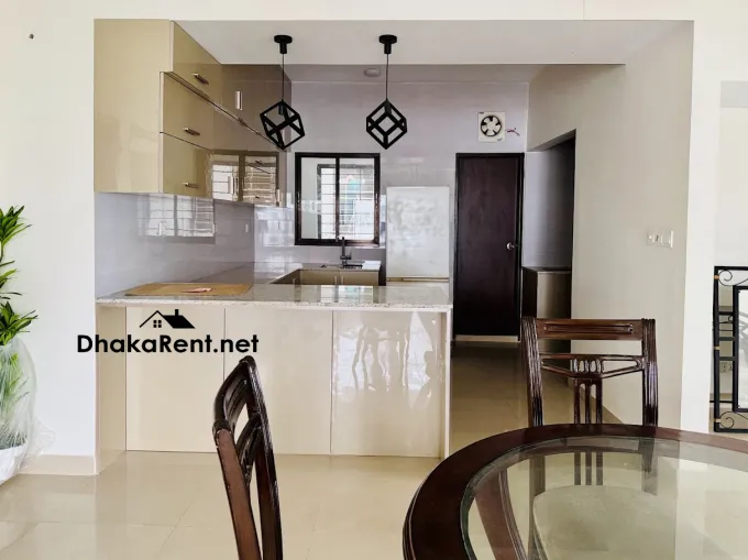 Beautiful 3-bedroom apartment for Family of 4
