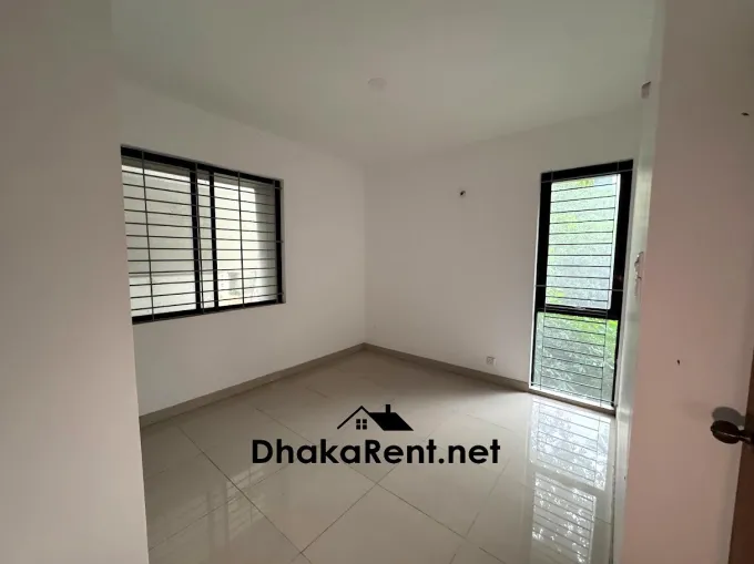 Luxurious 4-bedroom apartment for Family of 4
