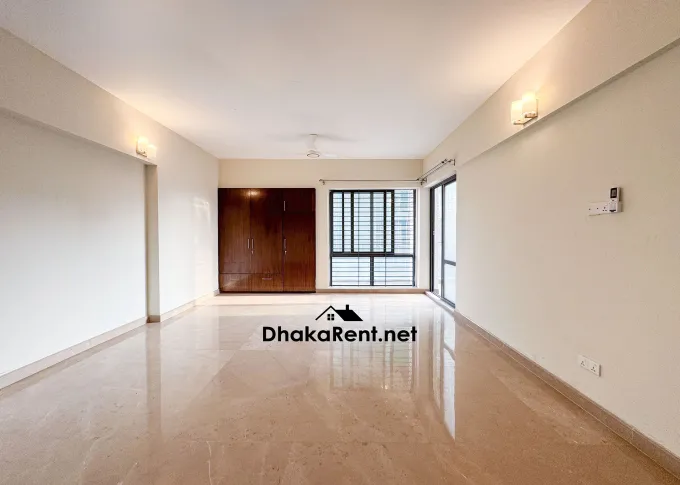 Luxurious spacious apartment