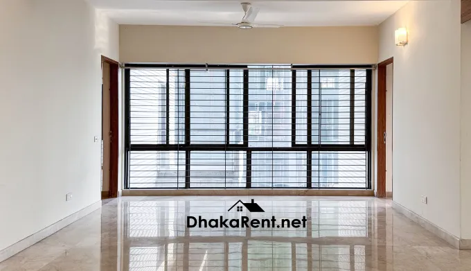 Luxurious spacious apartment