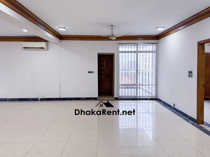 Spacious 4 Bedroom Apartment