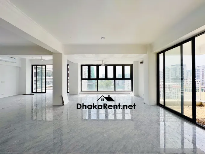 Spacious 3 Bedroom Apartment in Prime Location of Baridhara