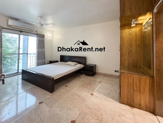 Fully Furnished Luxury Apartment in Baridhara. Located few meters from American School